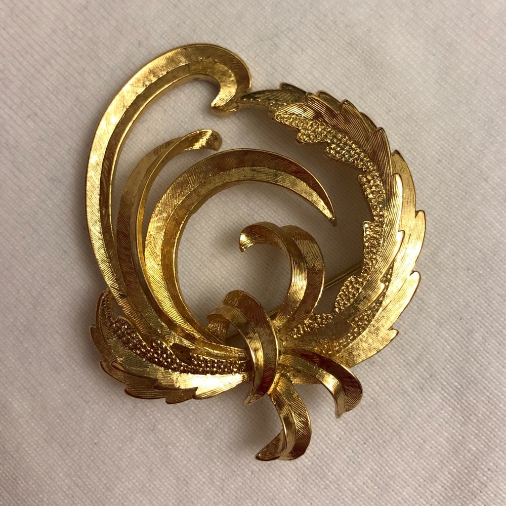 Monet Vintage Brooch